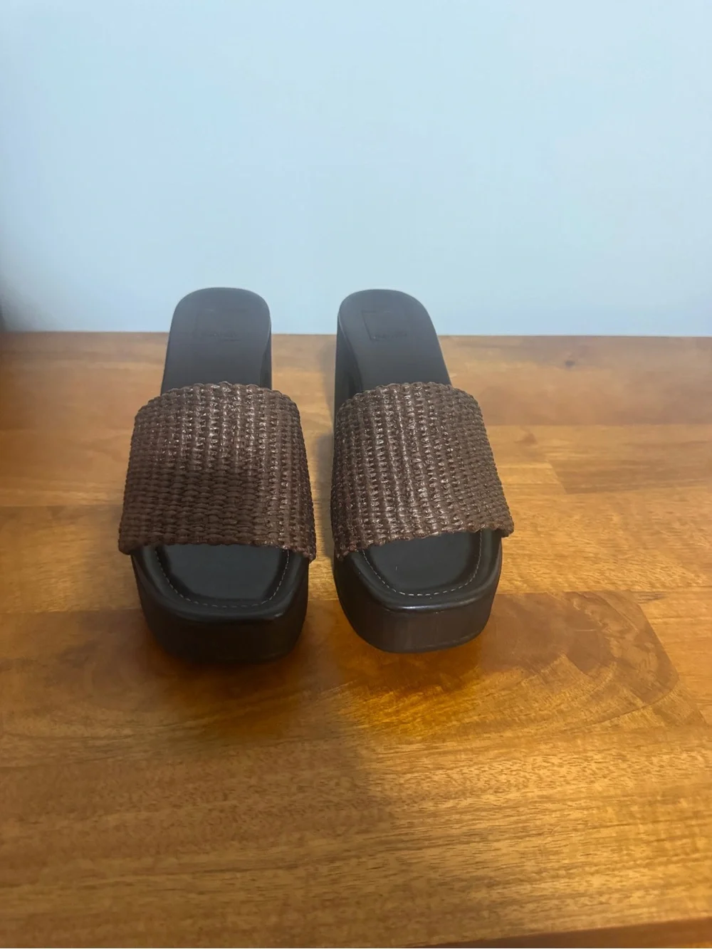 Dolce Vita Celest Heels Chocolate Raffia